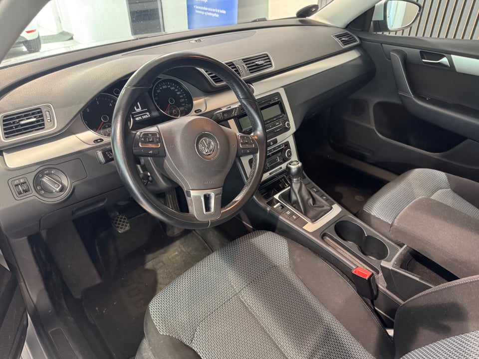 VW Passat 1,6 TDi 105 Comfortline Variant BMT 5d