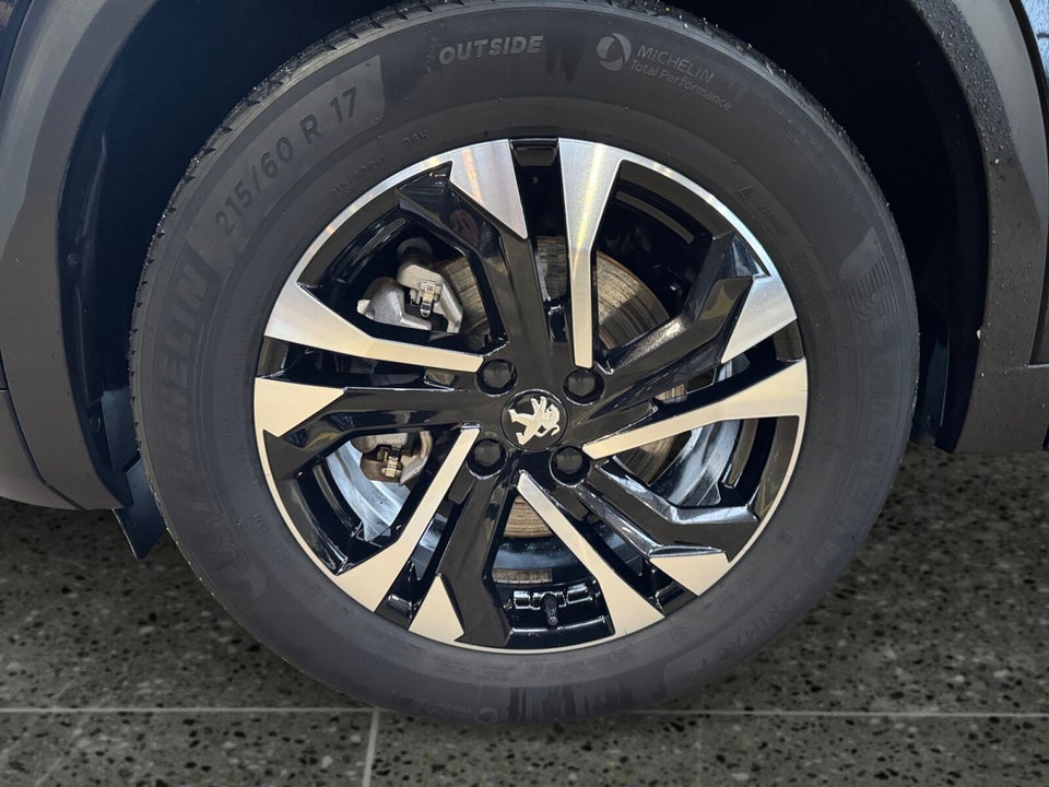 Peugeot e-2008 50 Allure 5d