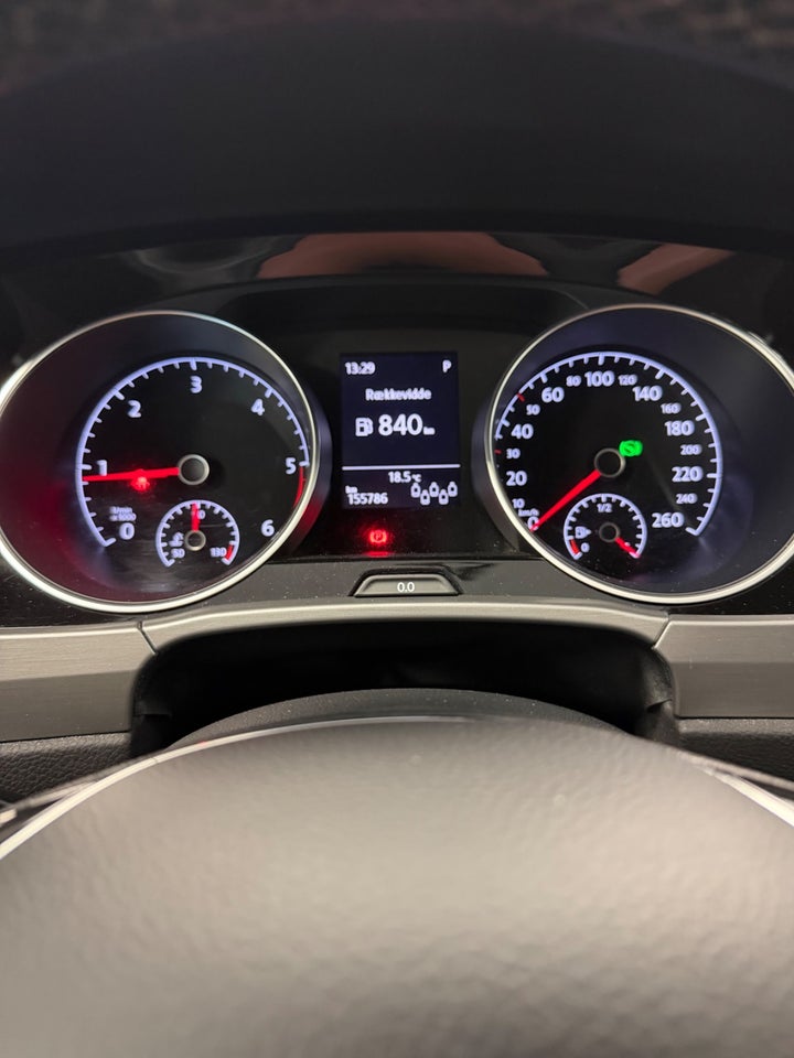 VW Touran 1,6 TDi 115 Comfortline DSG 7prs 5d