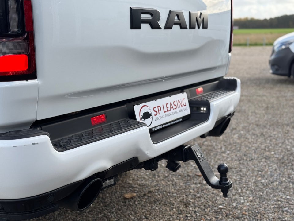 Dodge RAM 1500 5,7 V8 Laramie Crew Cab aut. 4x4 4d