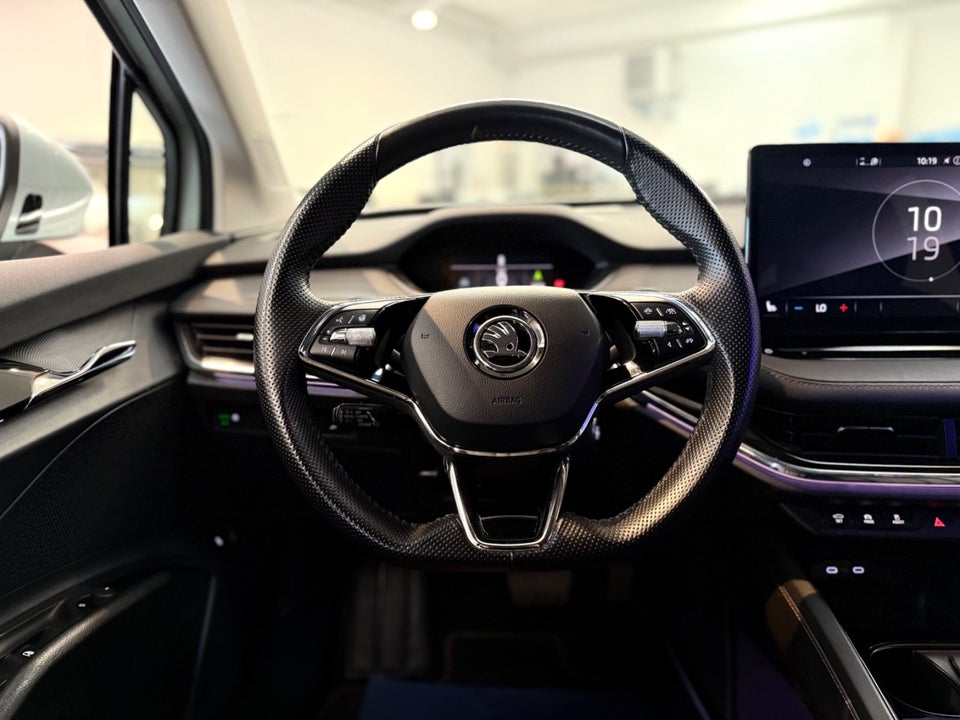 Skoda Enyaq 80 iV Suite 5d