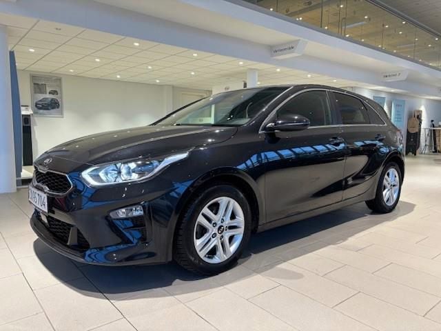 Kia Ceed 1,4 T-GDi Collection DCT 5d