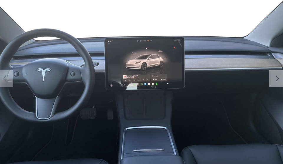 Tesla Model 3 Long Range RWD 4d