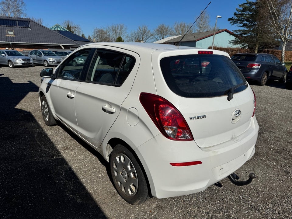 Hyundai i20 1,25 Comfort 5d