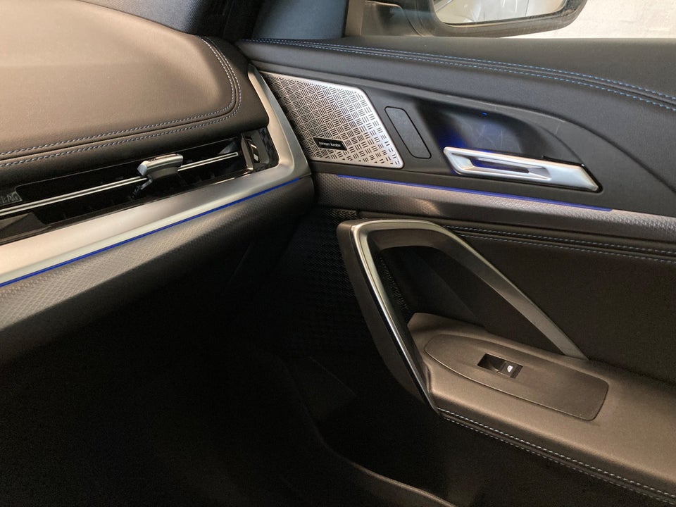 BMW iX1 xDrive30 M-Sport 5d