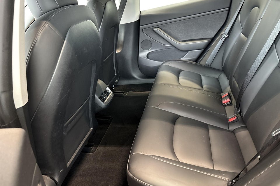 Tesla Model 3 Performance AWD 4d