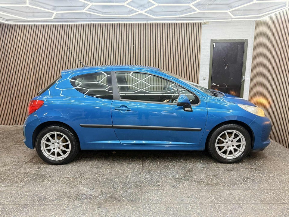 Peugeot 207 1,6  5d