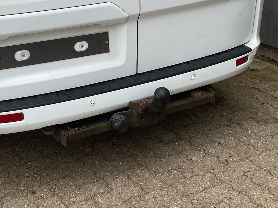 Ford Transit Custom 300 L2 2,0 TDCi 170 Limited aut.