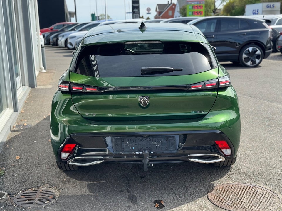 Peugeot 308 1,6 Hybrid First Selection EAT8 5d