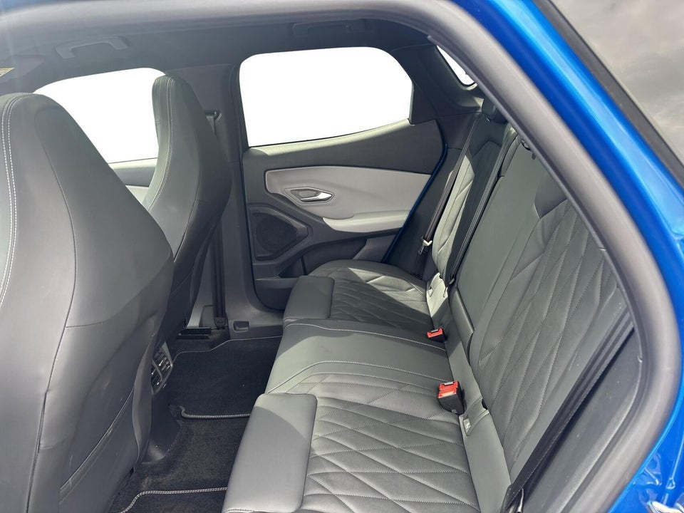 Ford Capri 77 Premium Extended Range 5d