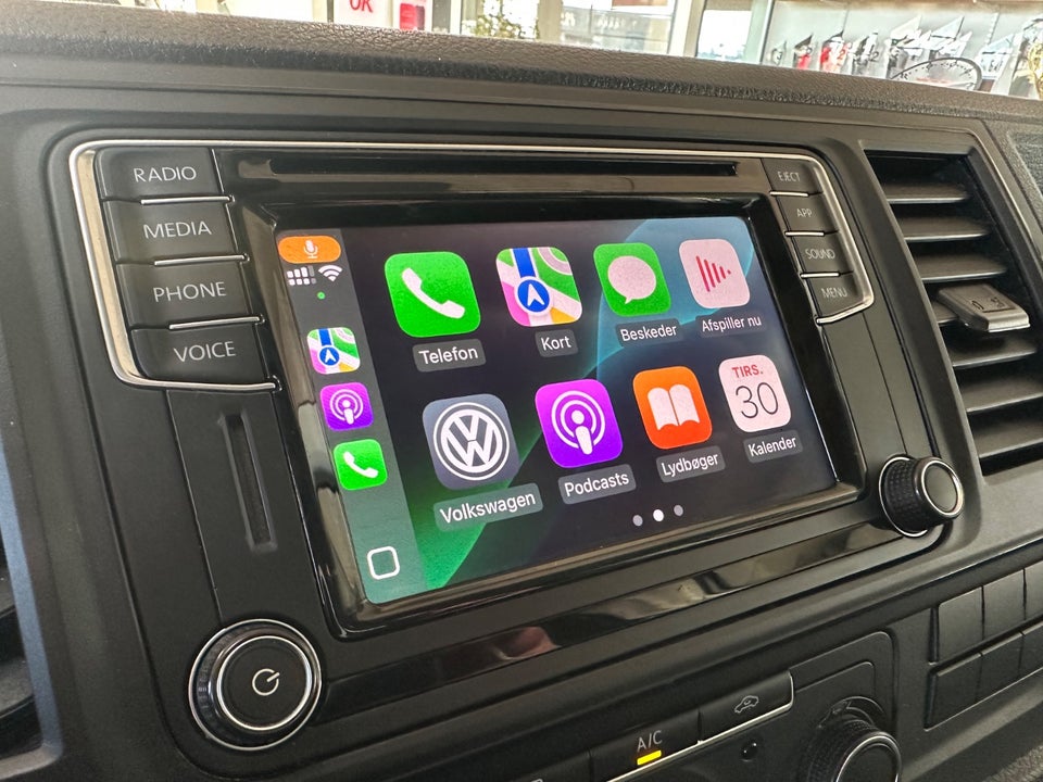 VW Transporter 2,0 TDi 150 Kassevogn DSG kort