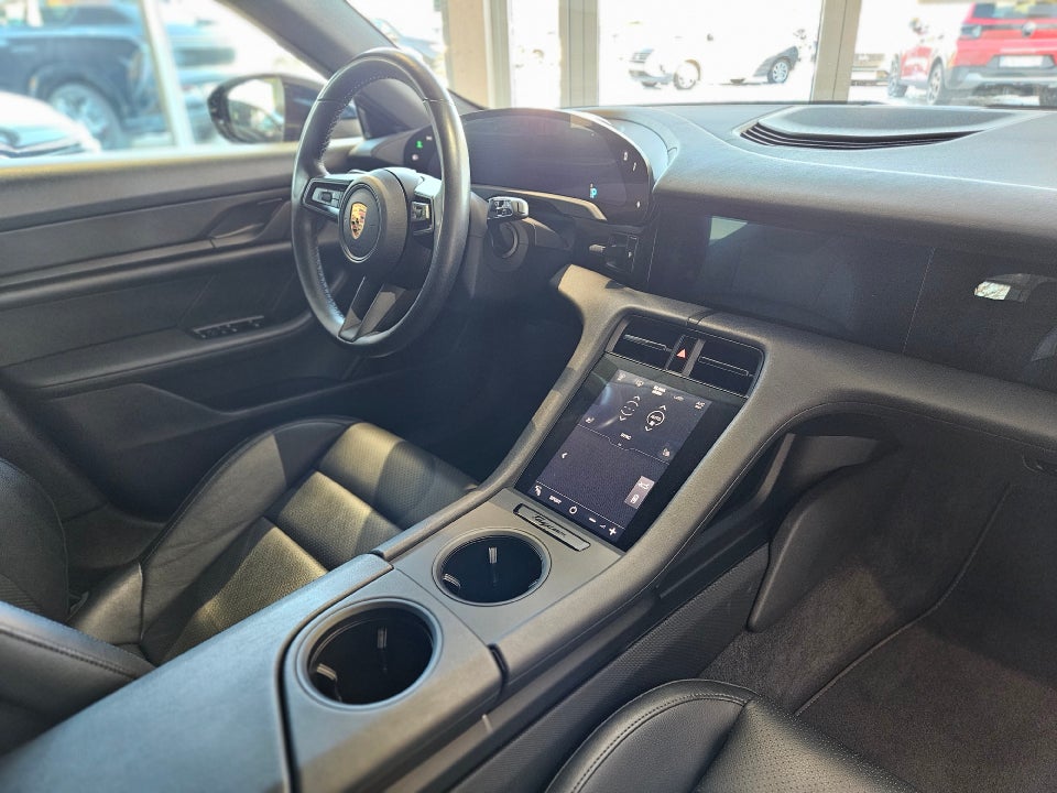 Porsche Taycan Performance+ Sport Turismo 5d