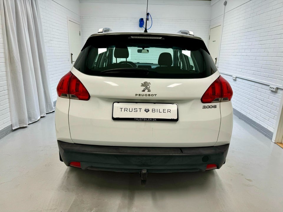 Peugeot 2008 1,2 VTi 82 Active 5d