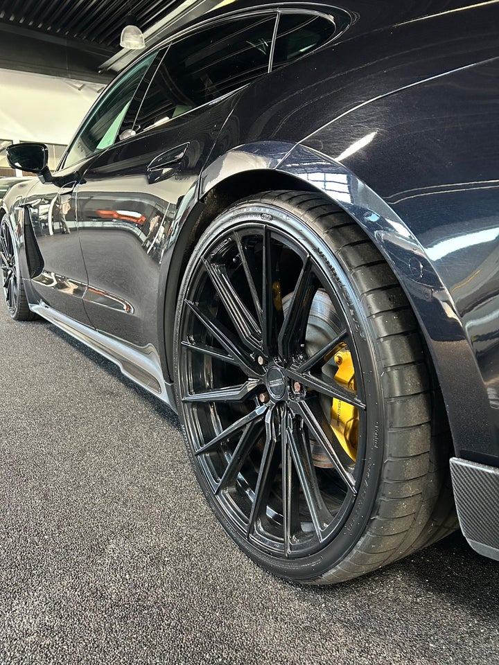 Porsche Taycan Performance+ 4d