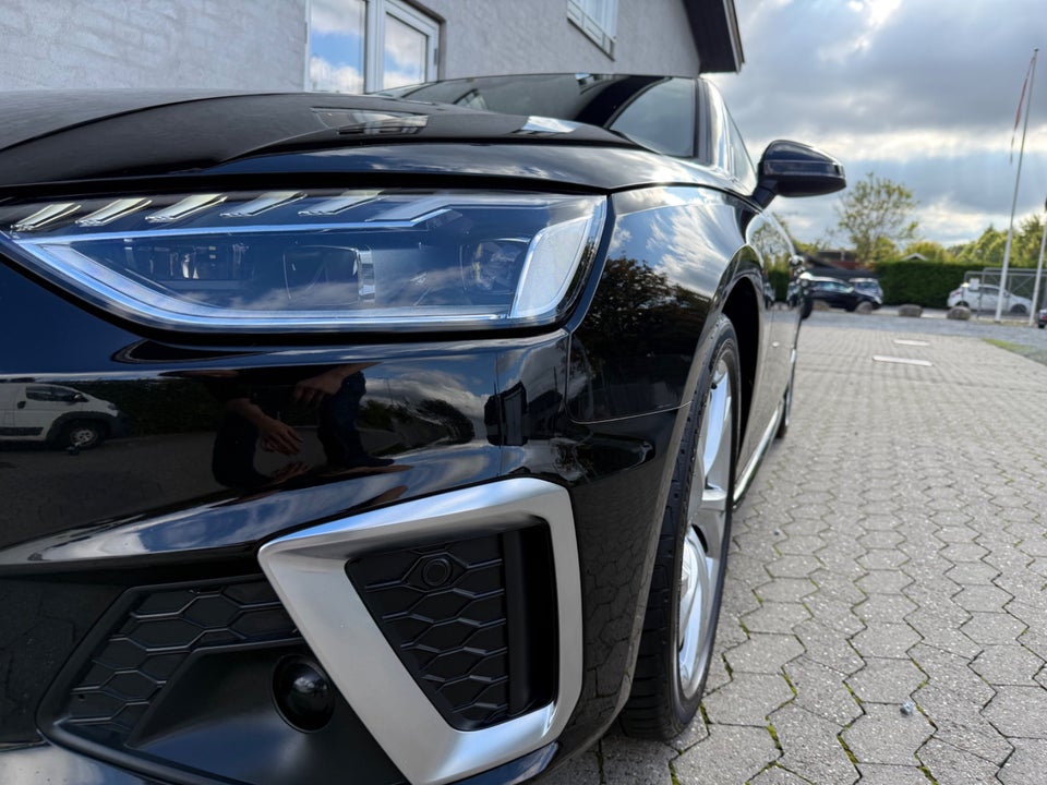 Audi A4 40 TFSi S-line plus Avant S-tr. 5d