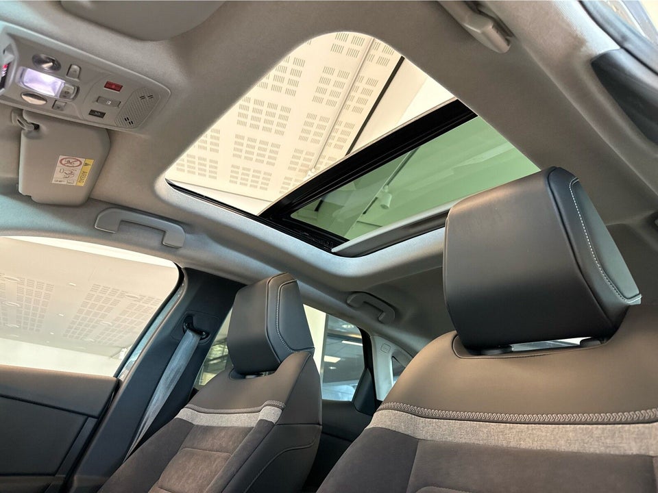 Citroën ë-C4 X 50 Palais Sky 4d