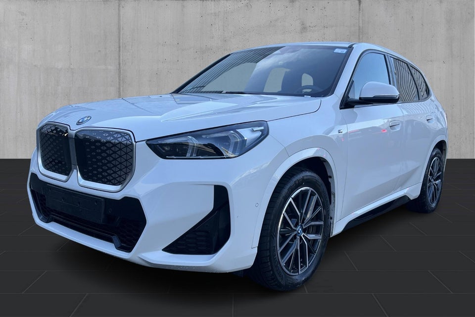 BMW iX1 eDrive20 M-Sport 5d