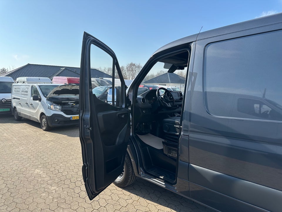 Mercedes Sprinter 317 2,0 CDi A2 Kassevogn aut. RWD