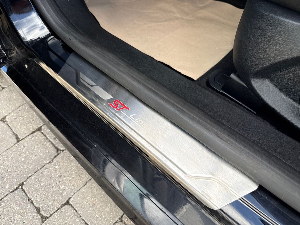 Ford Fiesta 1,0 EcoBoost ST-Line 5d