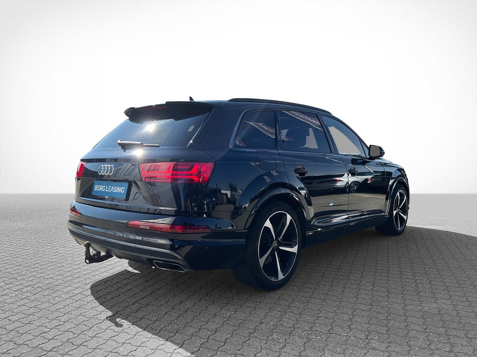 Audi Q7 3,0 TDi 272 S-line quattro Tiptr. 7prs 5d