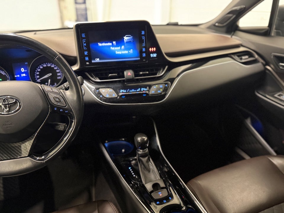 Toyota C-HR 1,8 Hybrid C-HIC CVT 5d