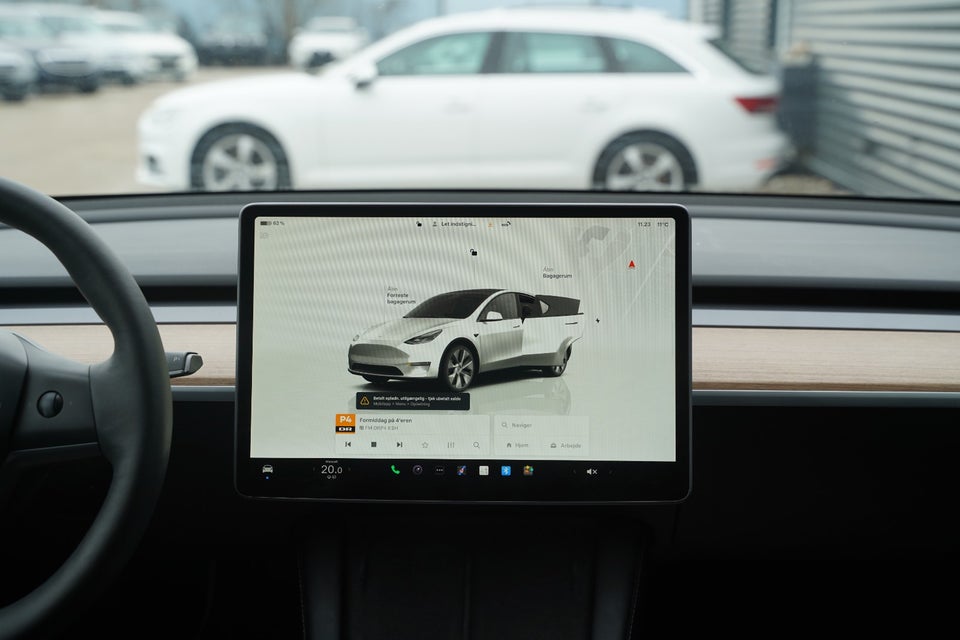 Tesla Model Y Long Range AWD 5d