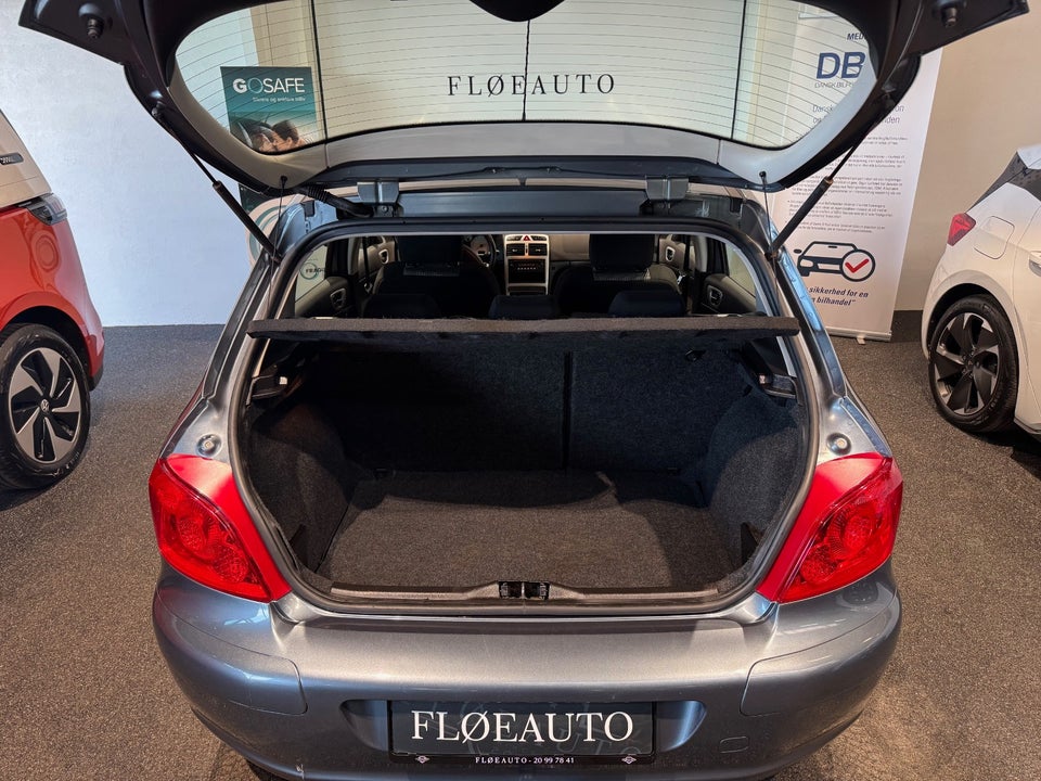 Peugeot 307 1,6 Creative 5d