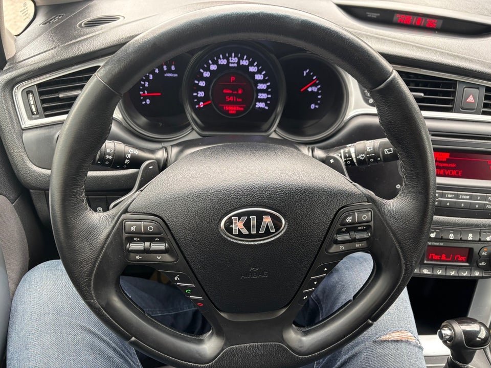 Kia Ceed 1,6 CRDi 136 Style+ Clim SW DCT 5d