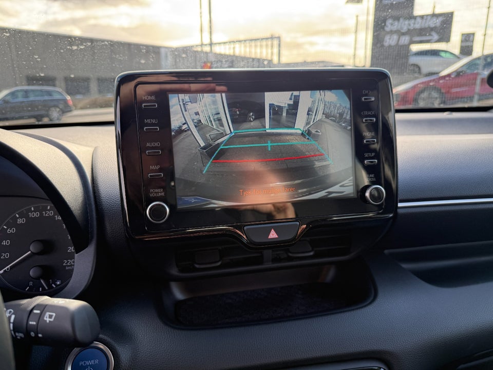 Toyota Yaris 1,5 Hybrid Active Tech+ Design e-CVT 5d