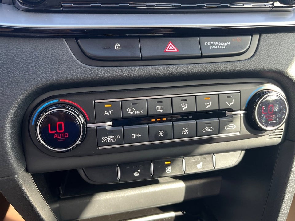 Kia Ceed 1,6 PHEV Prestige SW DCT 5d