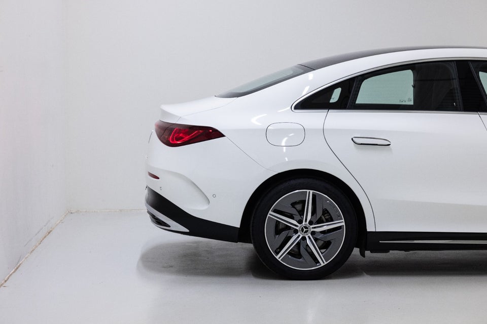 Mercedes CLA250+ EQ AMG Advance Plus 4d