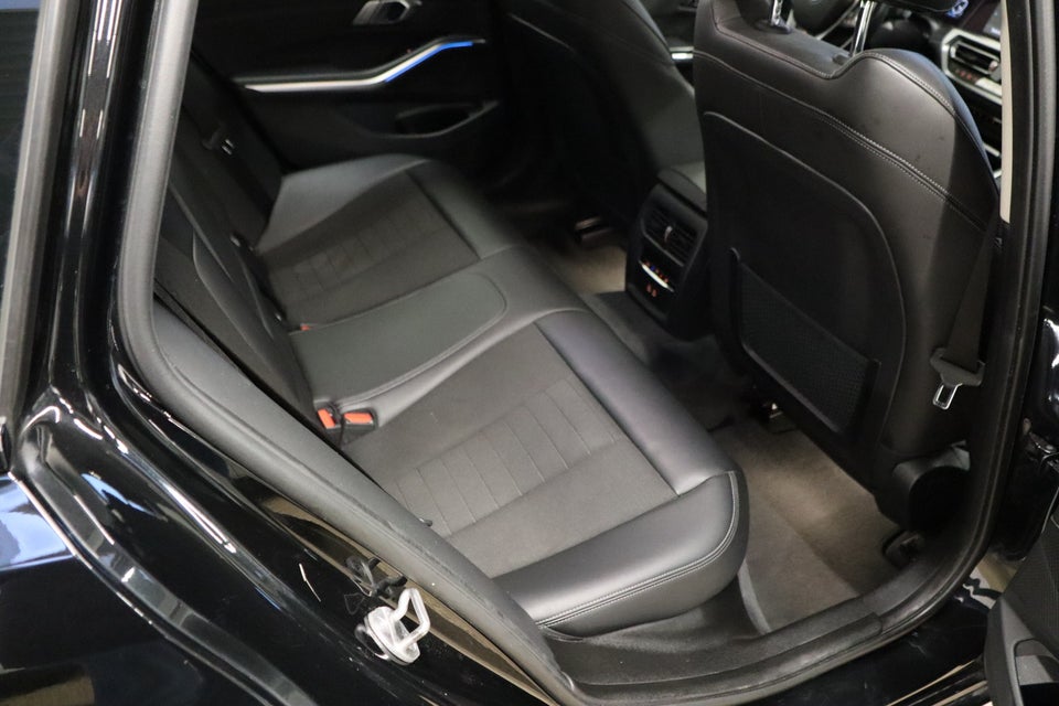 BMW 330e 2,0 Touring Sport Line aut. 5d