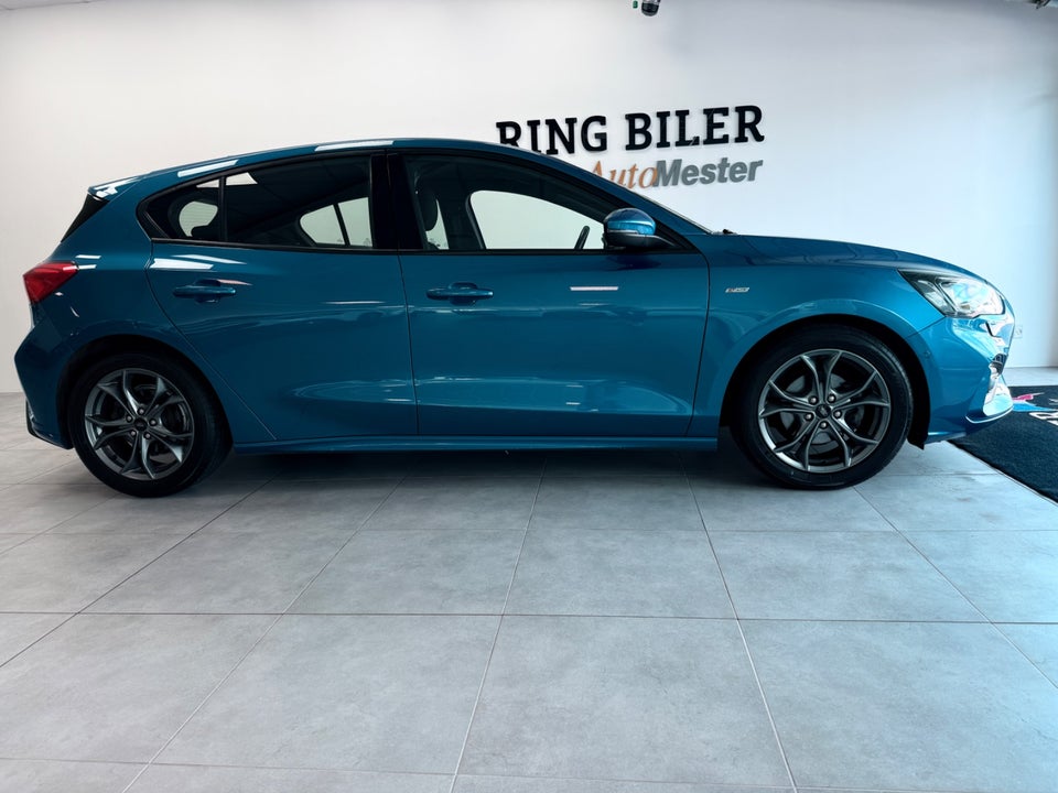 Ford Focus 1,0 EcoBoost ST-Line 5d