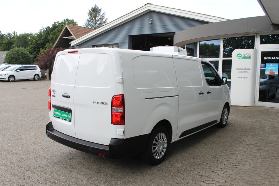 Toyota ProAce 2,0 D 177 Long Comfort Master aut. 6d