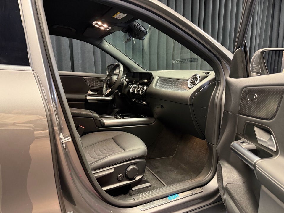 Mercedes EQA250+ Progressive 5d