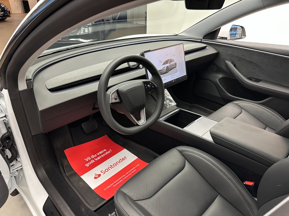 Tesla Model 3 Long Range AWD 4d