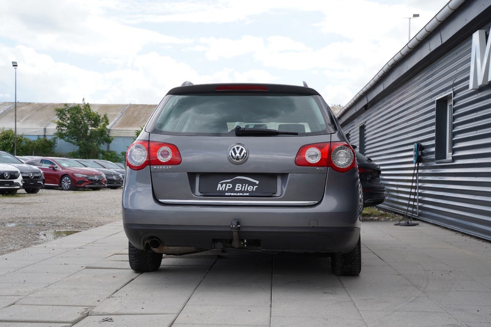 VW Passat 1,6 FSi Comfortline Variant 5d