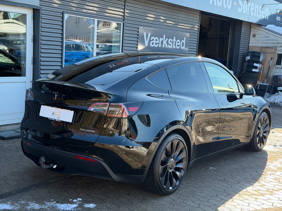 Tesla Model Y Performance AWD 5d