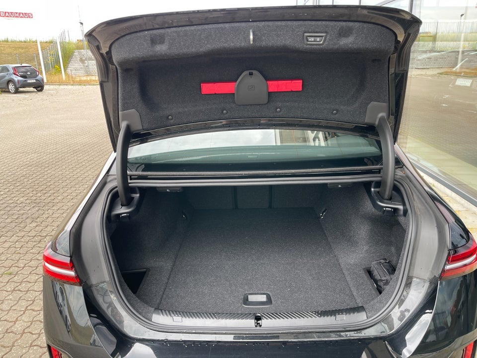 BMW i5 eDrive40 Fully Charged 4d