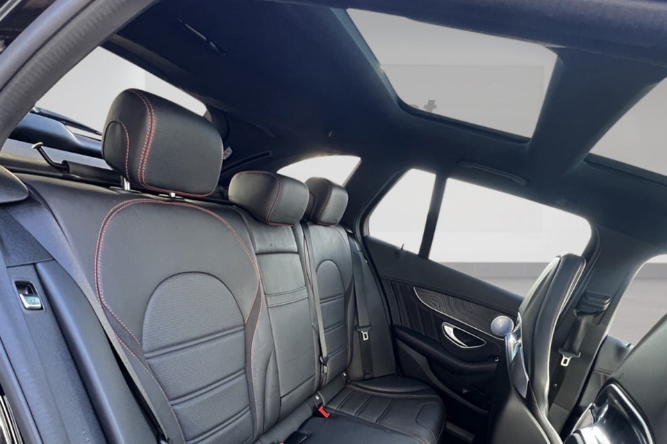 Mercedes C200 2,0 AMG Line stc. aut. 5d