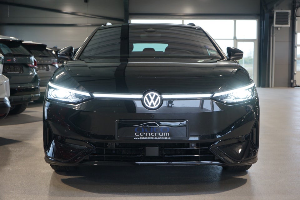 VW ID.7 77 Pro Tourer 5d