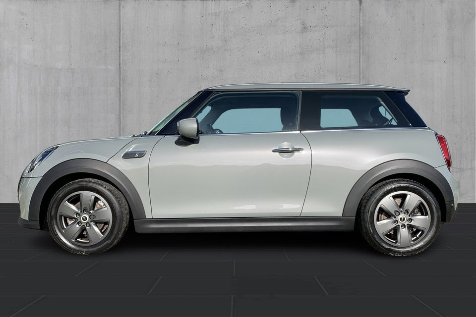 MINI Cooper SE Classic Trim 3d