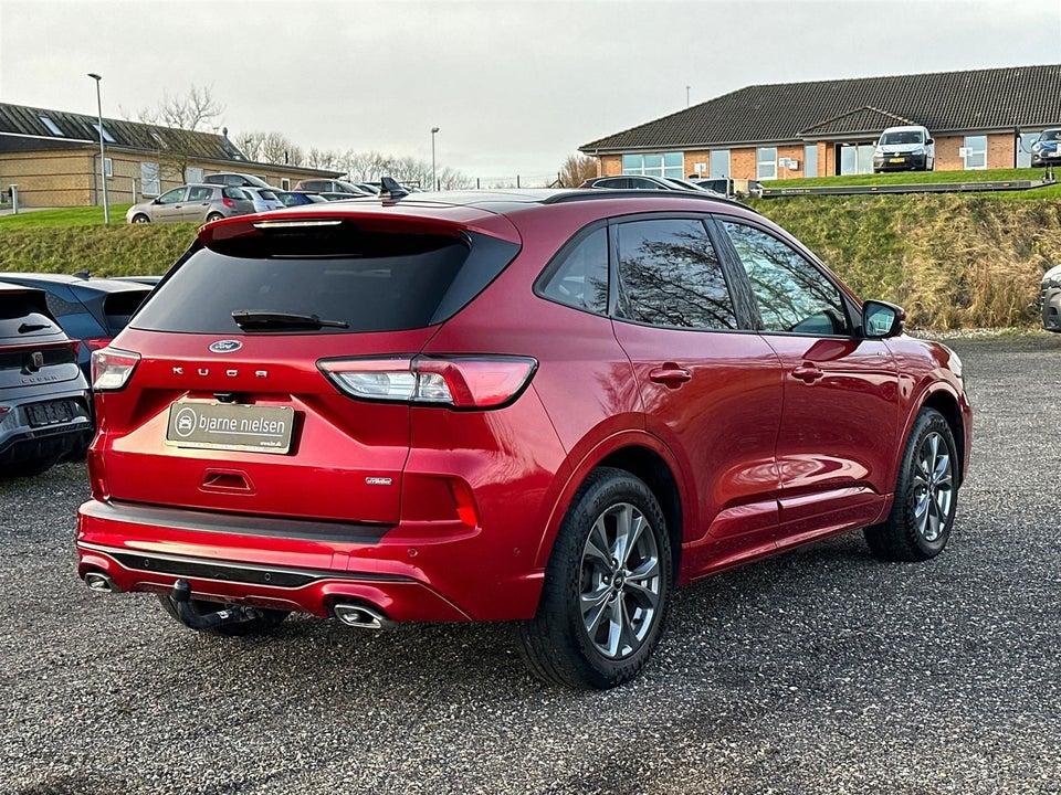 Ford Kuga 2,5 PHEV ST-Line X CVT 5d