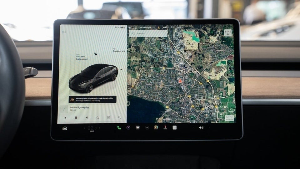 Tesla Model 3 Long Range AWD 4d