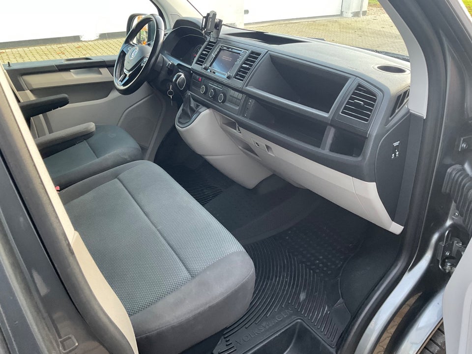 VW Transporter 2,0 TDi 150 Autotransporter DSG 2d