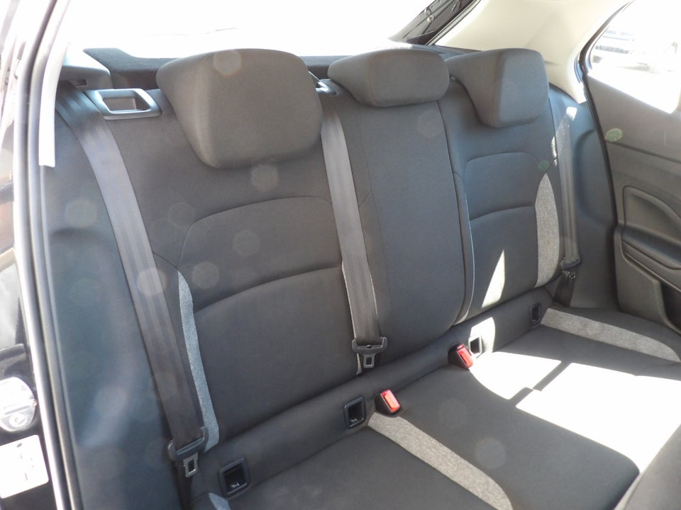 Skoda Fabia 1,0 MPi 65 Active 5d