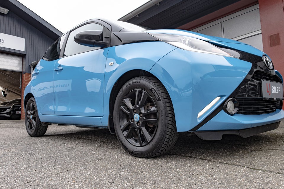Toyota Aygo 1,0 VVT-i x-cite 5d