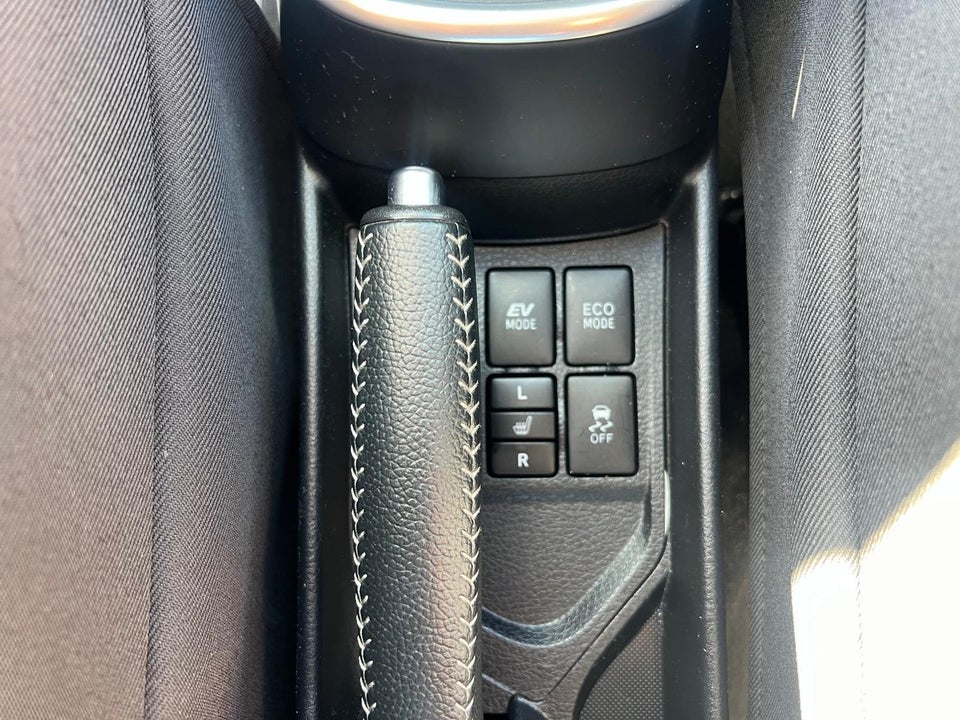Toyota Yaris 1,5 Hybrid H2 e-CVT 5d