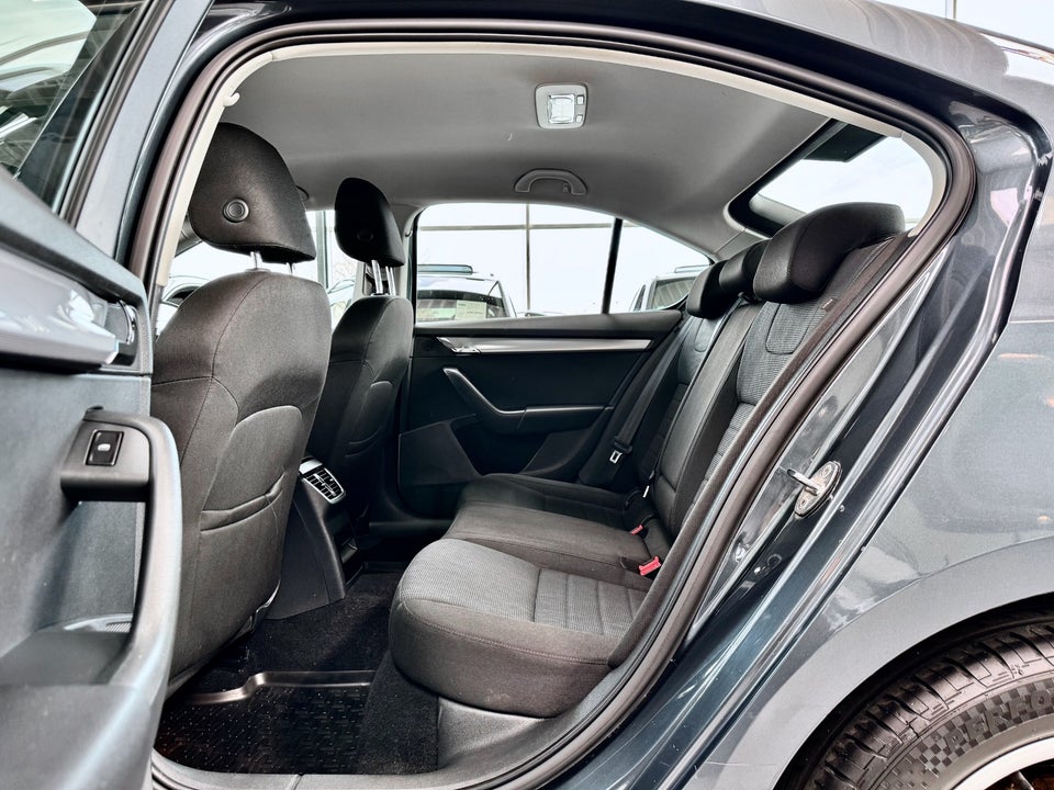Skoda Octavia 1,4 TSi 140 Active 5d