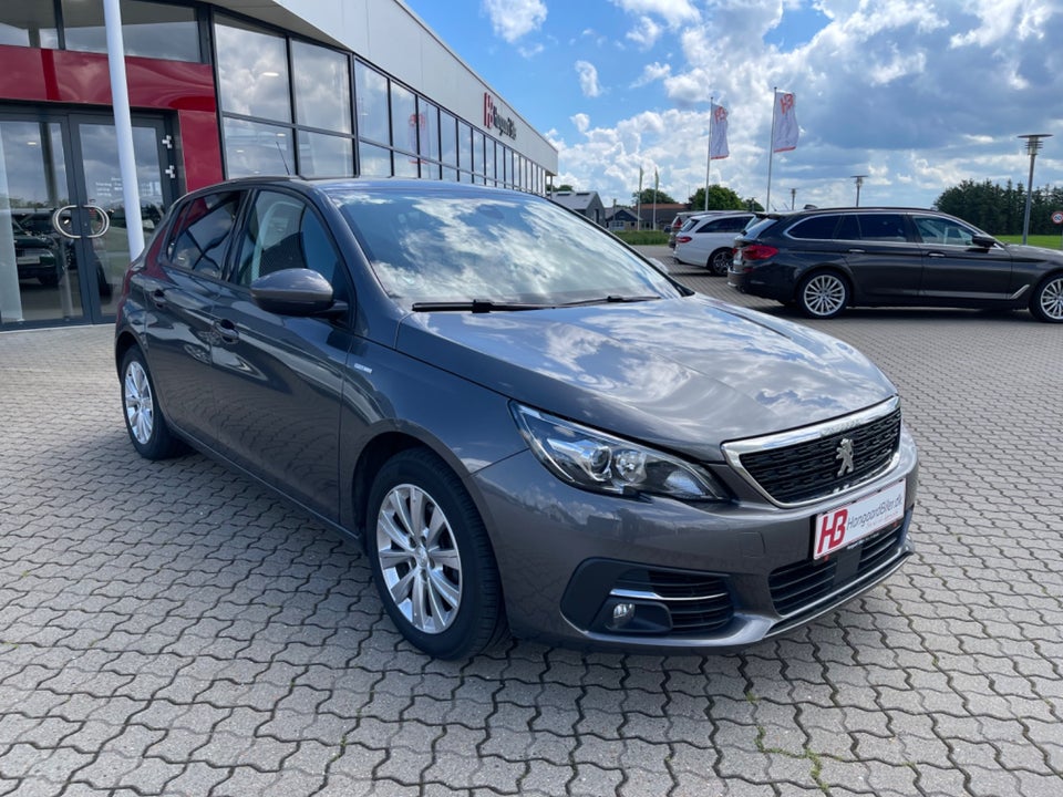 Peugeot 308 1,5 BlueHDi 130 Style 5d